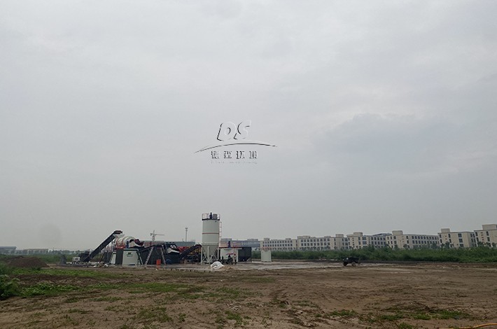 污染土壤修復(fù)項目現(xiàn)場